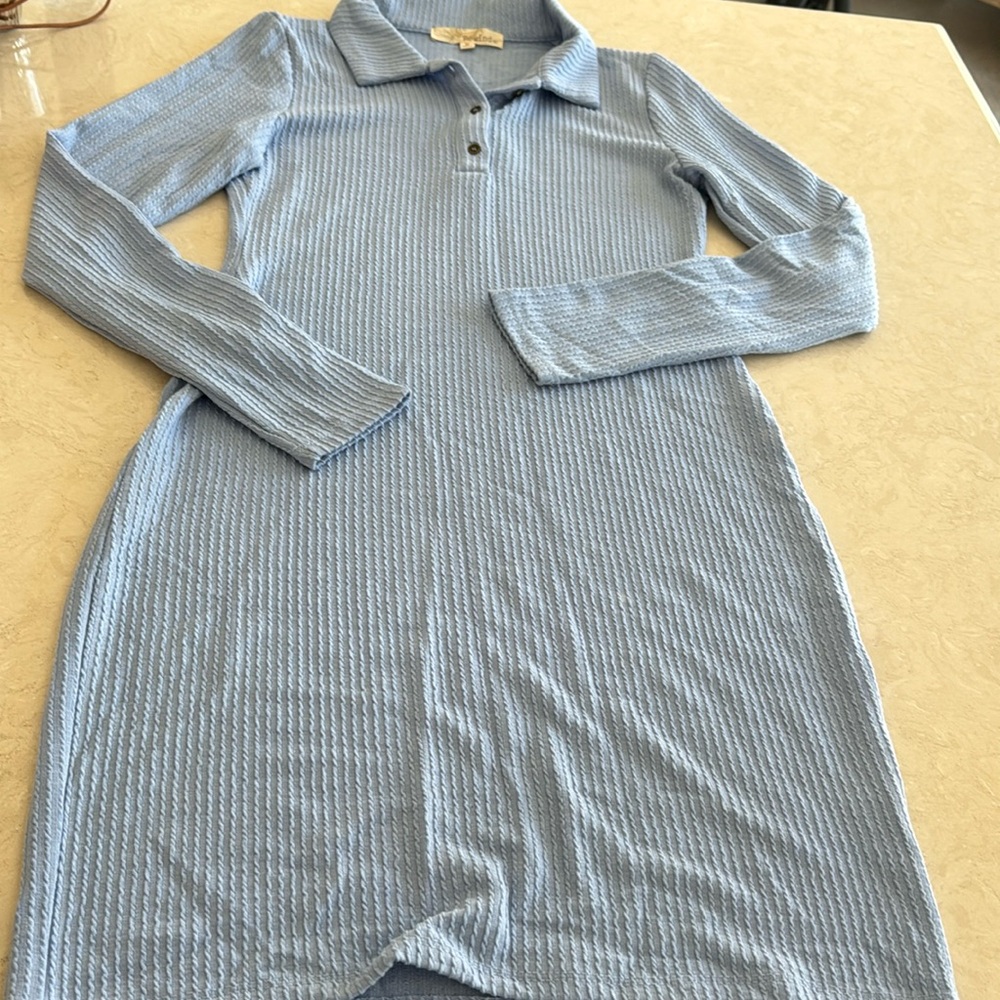 Pretty blue dress for sale
